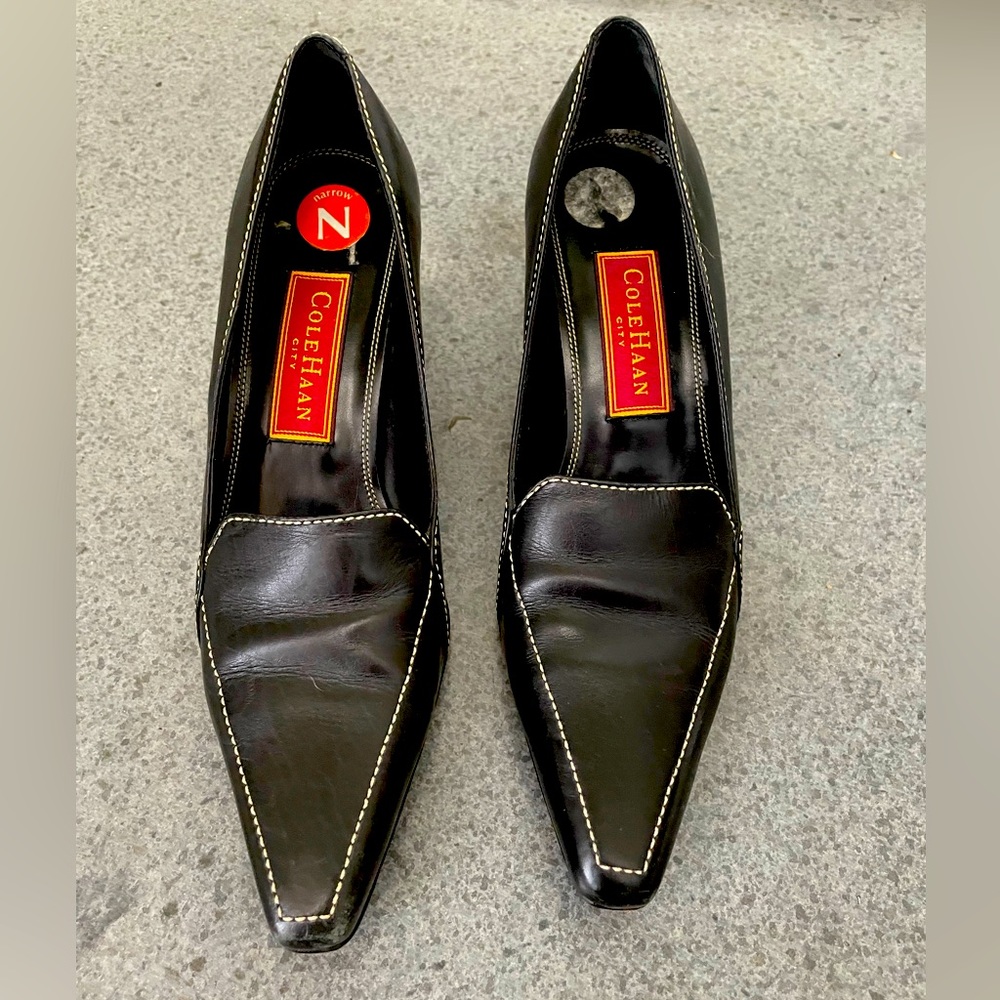 Cole Haan City Black Pumps